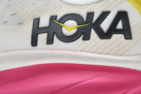 HOKA Clifton 9 Eggnog Blanc De Blanc – photo 5