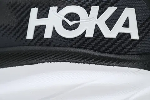 HOKA Clifton 9 Black White – photo 5