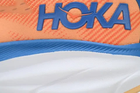 HOKA Clifton 9 Vibrant Orange Impala – photo 5