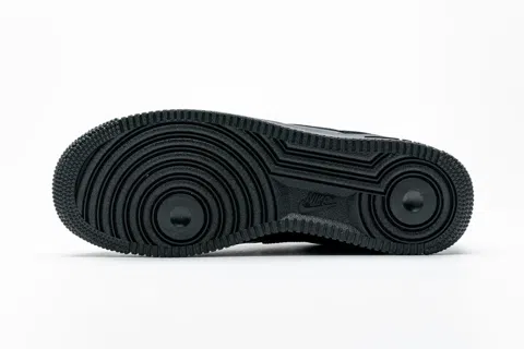 Supreme x Nike Air Force 1 Low Triple Black – photo 8