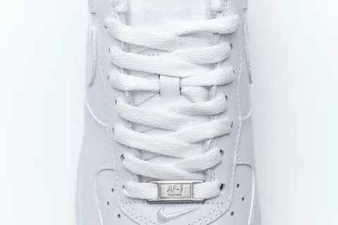 Supreme x Nike Air Force 1 Low Triple White – photo 11