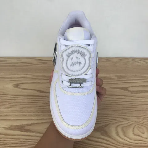 Travis Scott x Nike Air Force 1 Low White – photo 9