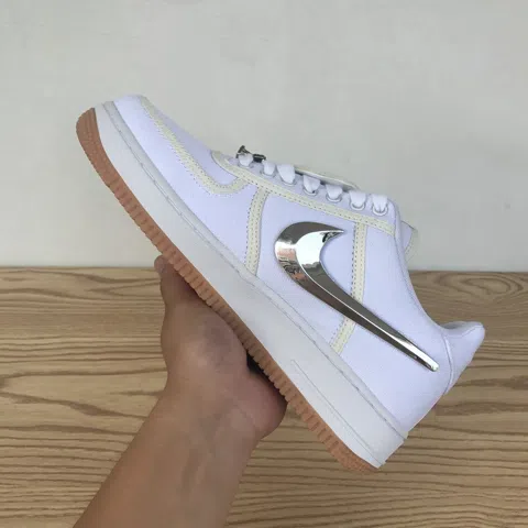 Travis Scott x Nike Air Force 1 Low White – photo 4