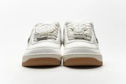 Travis Scott x Nike Air Force 1 Low Sail – photo 5