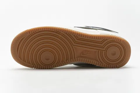 Travis Scott x Nike Air Force 1 Low Sail – photo 8