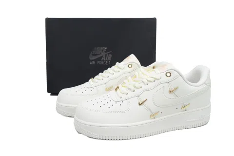 Nike Air Force 1 Low Gold – photo 6