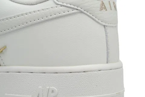 Nike Air Force 1 Low Gold – photo 5