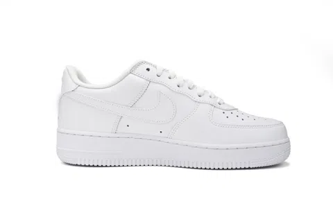 Supreme x Nike Air Force 1 Low Triple White – photo 3
