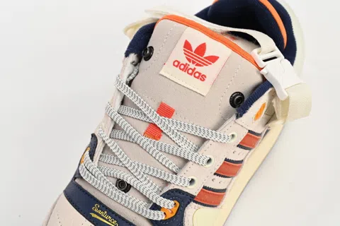 Bad Bunny x adidas Forum 84 Low Cangrejeros – photo 7