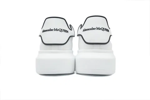 Alexander McQueen Oversized Sneaker White/Black – photo 3
