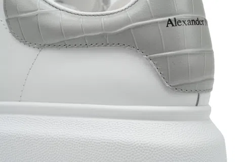 Alexander McQueen Oversized Sneaker Grey – photo 5