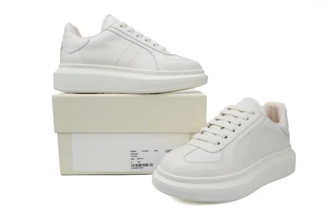 Alexander McQueen Oversized Sneaker Triple White – photo 7
