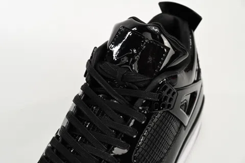 Air Jordan 4 Black Patent – photo 7