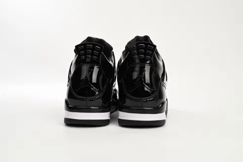 Air Jordan 4 Black Patent – photo 5