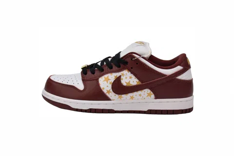 Supreme x Nike SB Dunk Low Barkroot Brown