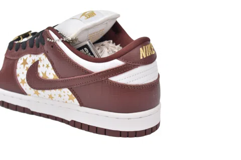 Supreme x Nike SB Dunk Low Barkroot Brown – photo 4