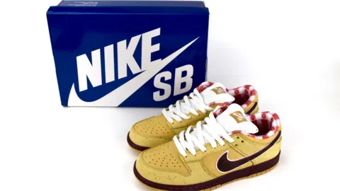 Concepts x Nike SB Dunk Low Yellow Lobster – photo 8