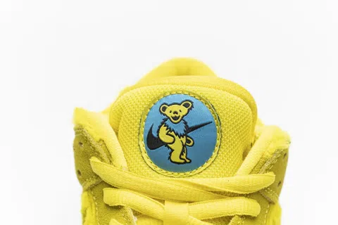 Nike SB Dunk Low Yellow Bear – photo 9