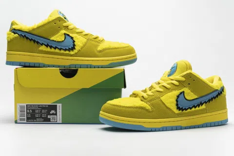 Nike SB Dunk Low Yellow Bear – photo 11