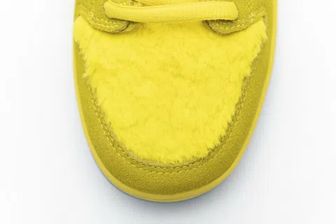 Nike SB Dunk Low Yellow Bear – photo 10