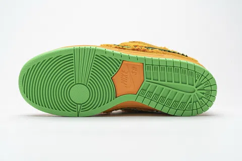 Nike SB Dunk Low Orange Bear – photo 7