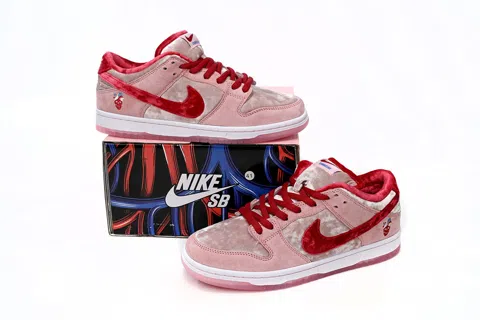 Nike SB Dunk Low Valentine Pink – photo 10
