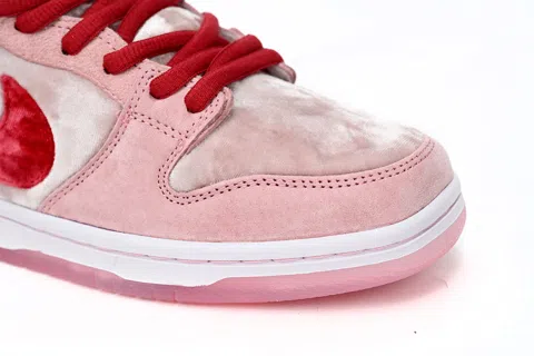 Nike SB Dunk Low Valentine Pink – photo 3