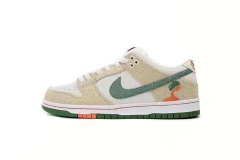 Nike SB Dunk Low White Lobster