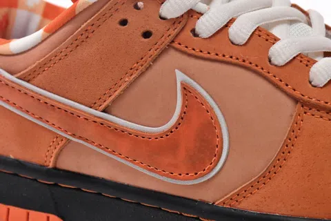 Concepts x Nike SB Dunk Low Orange Lobster – photo 8