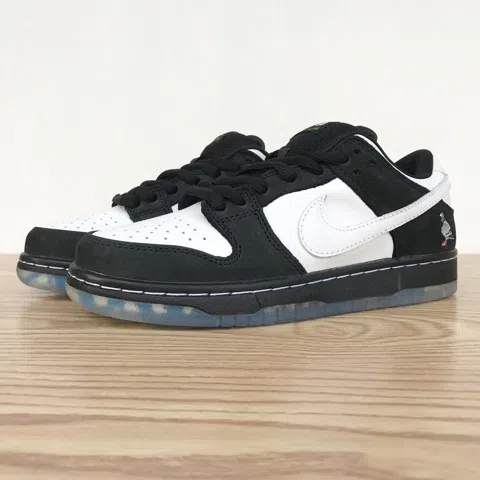 Staple x Nike SB Dunk Low Panda Pigeon – photo 4