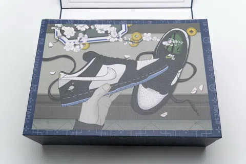 Staple x Nike SB Dunk Low Panda Pigeon – photo 12