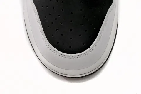 Nike SB Dunk Low Black/White – photo 9