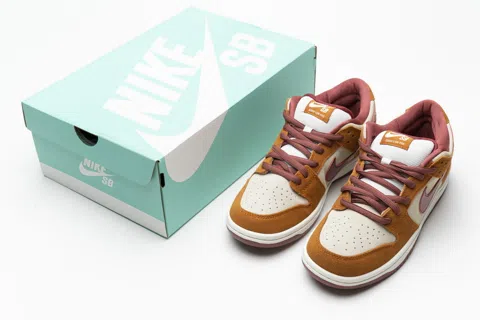 Nike SB Dunk Low Brown/Red – photo 12