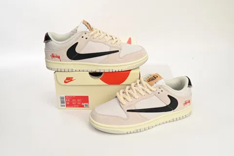 Stussy x Nike SB Dunk Low Stussy – photo 10