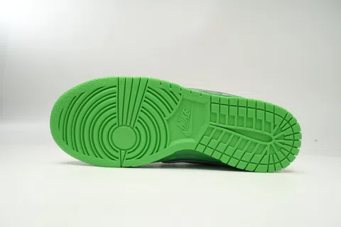 Nike Dunk Low Seaweed Green – photo 4