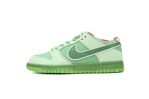 Nike Dunk Low Seaweed Green
