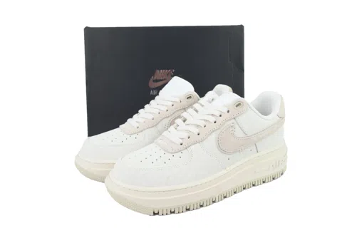 Nike Air Force 1 Low Triple White – photo 6