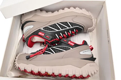 Moncler Trailgrip Black/Grey – photo 11