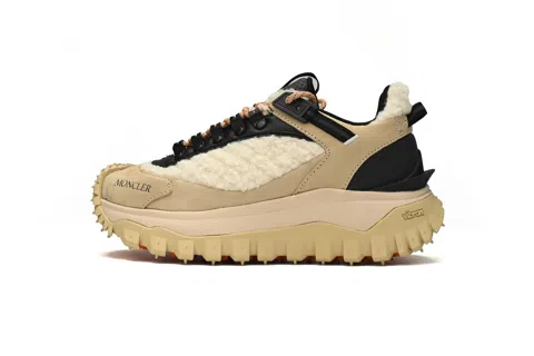 Moncler Trailgrip Black/Khaki