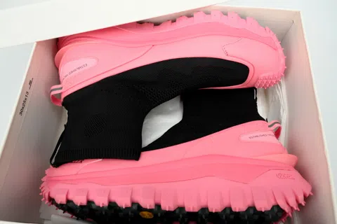 Moncler Trailgrip Black/Pink – photo 8