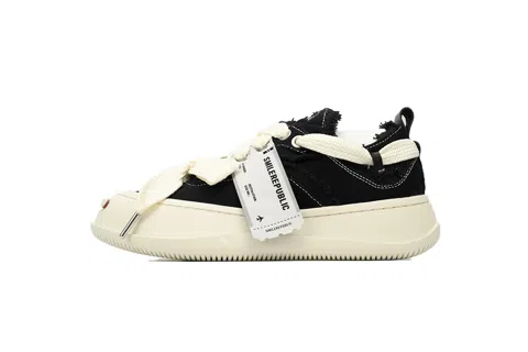 Smilerepublic Sneakers Black