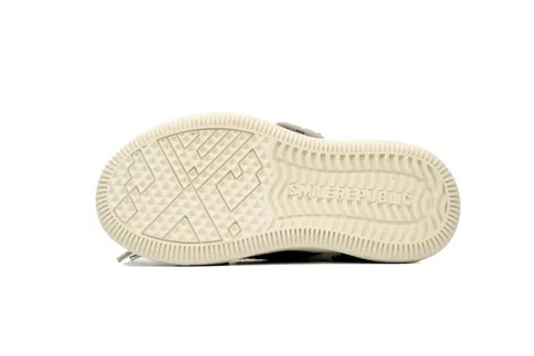 Smilerepublic Sneakers Obsidian – photo 4