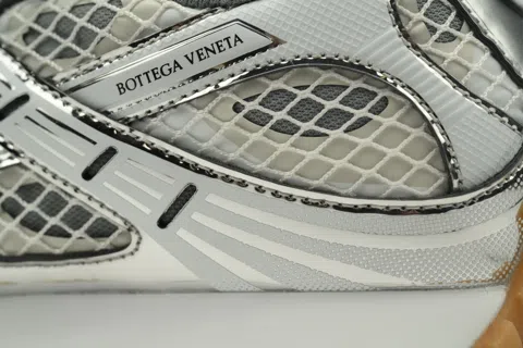 Bottega Veneta Orbit Silver – photo 5