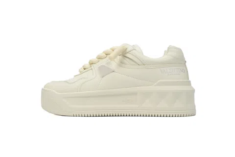 Valentino Sneakers Cream