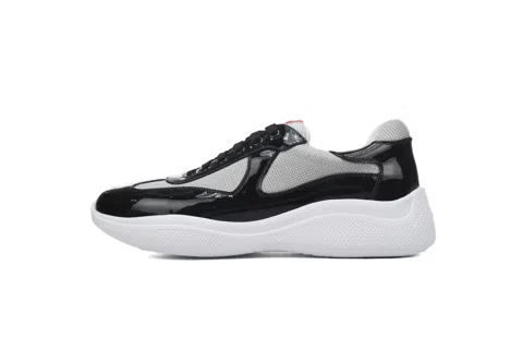 Prada Sneakers Black/Grey