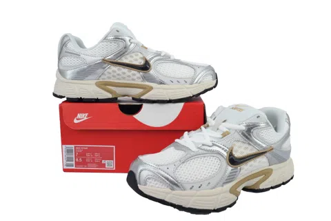 Nike V5 RNR Parachute Beige Metallic Pewter – photo 7