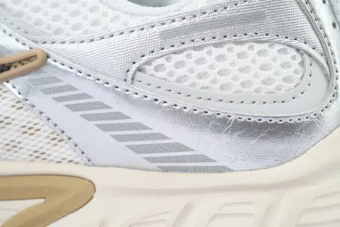Nike V5 RNR Parachute Beige Metallic Pewter – photo 5