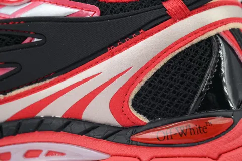 Off-White Be Right Back Black/Red – photo 5