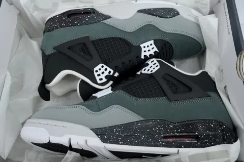 Air Jordan 4 Fear – photo 8