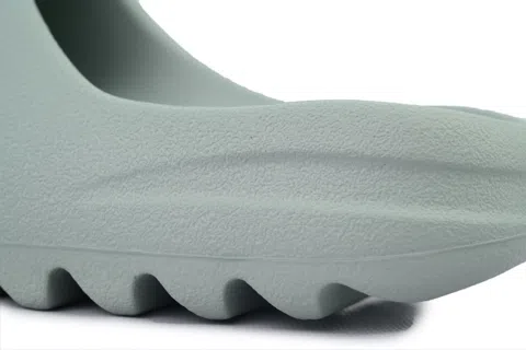 Yeezy Slide Light Grey/Green – photo 5